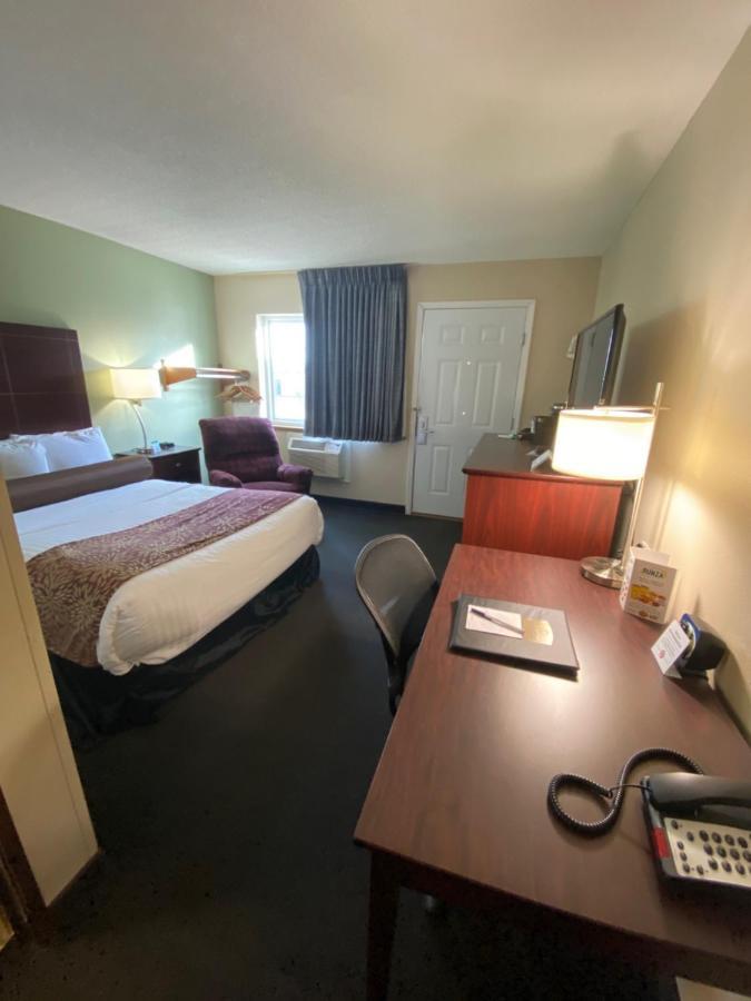 Boarders Inn&Suites by Cobblestone Hotels - Broken Bow Eksteriør bilde