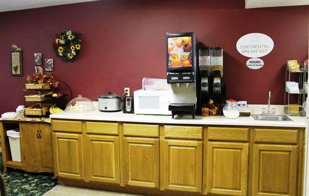 Boarders Inn&Suites by Cobblestone Hotels - Broken Bow Eksteriør bilde