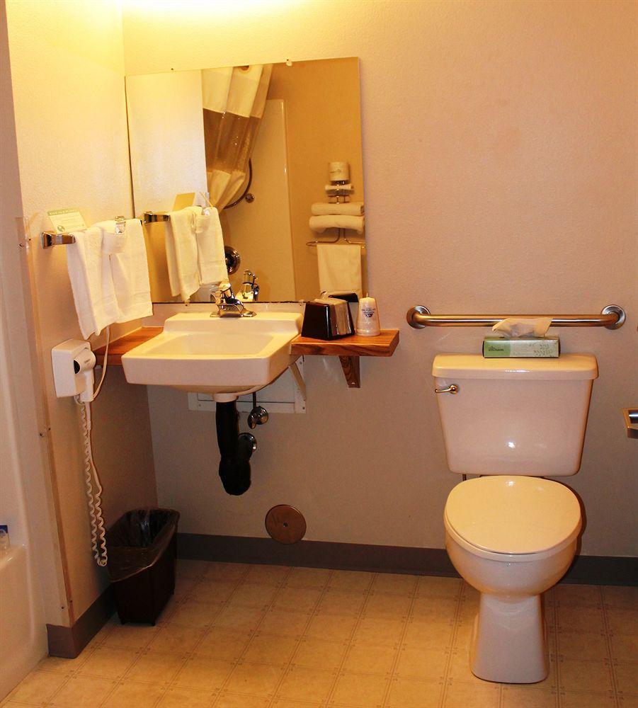 Boarders Inn&Suites by Cobblestone Hotels - Broken Bow Eksteriør bilde