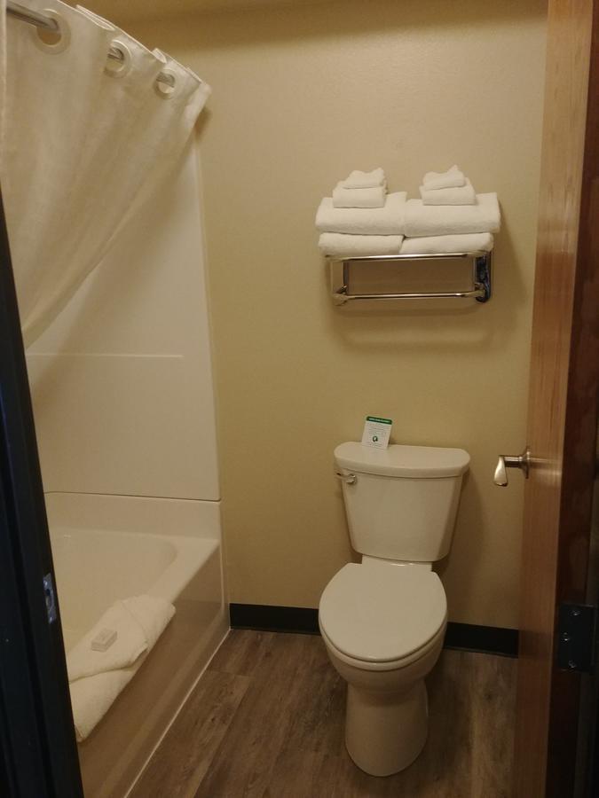 Boarders Inn&Suites by Cobblestone Hotels - Broken Bow Eksteriør bilde